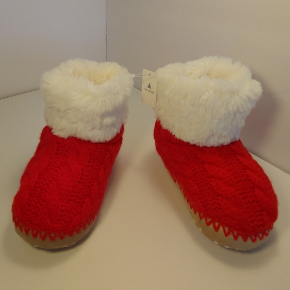 Gap toddler girls red sweater knit slipper bootie